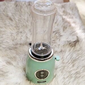Americana by Elite Retro Personal Blender Mint Green 20 oz